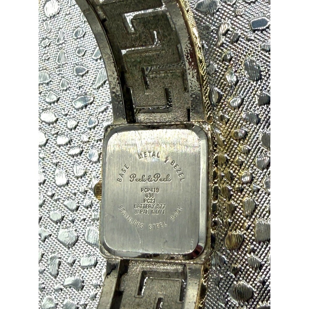 Peck & Peck Women's Cuff Bangle Watch PCP419 Greek Key Two-Tone Quartz Battery - Picture 3 of 7